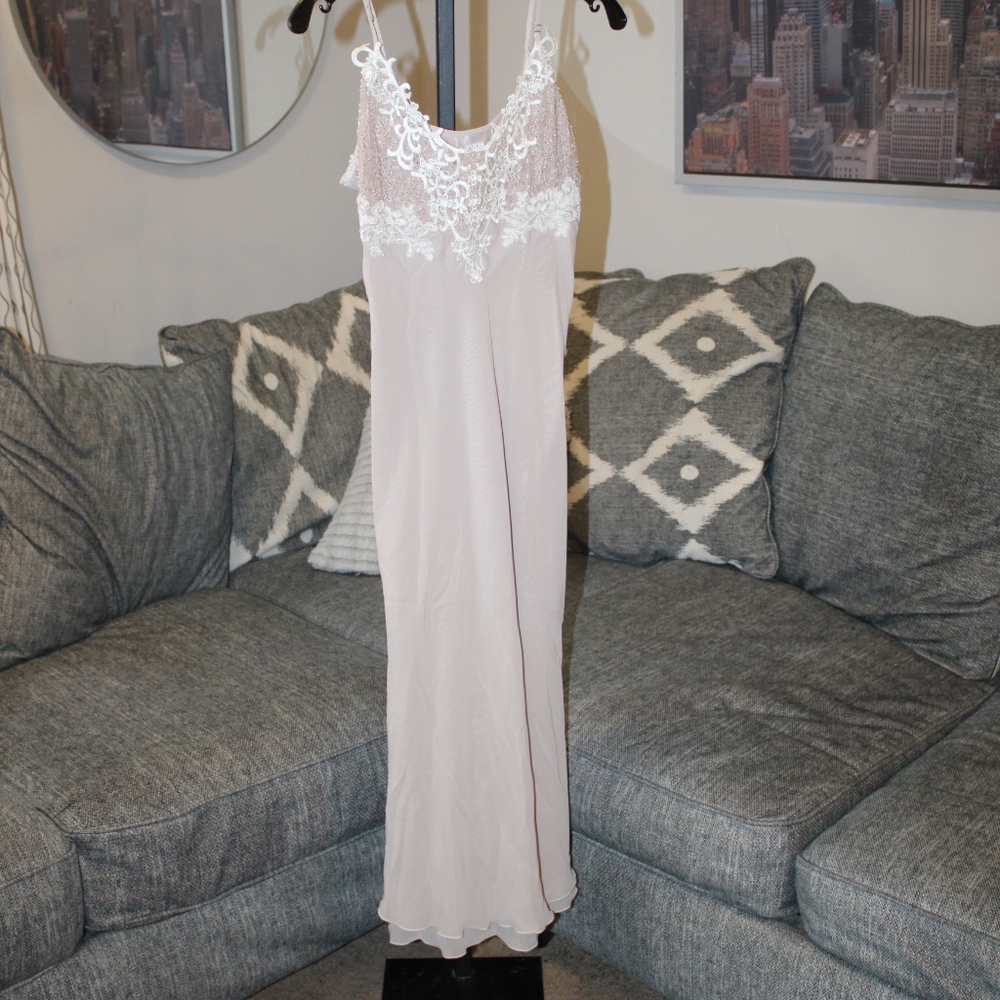 Mystique Intimates Nightwear. Sz. S